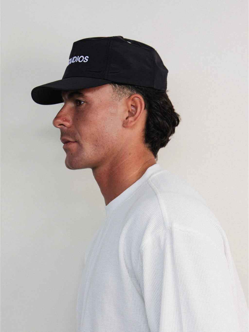 NOIR ESSENTIAL CAP