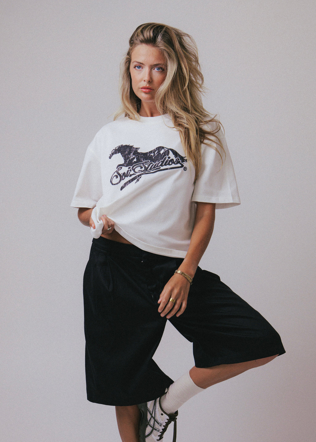 MUSTANG TEE